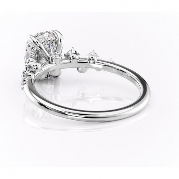 Inel de logodnă Liora din aur Alb 14kt cu moissanite tăietură pernă – Pietre laterale rafinată pentru profil înalt | Personalizează și configurează gratuit online [4]