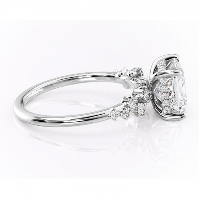 Inel de logodnă Liora din aur Alb 14kt cu moissanite tăietură princess – Pietre laterale rafinată pentru profil înalt | Personalizează și configurează gratuit online [2]