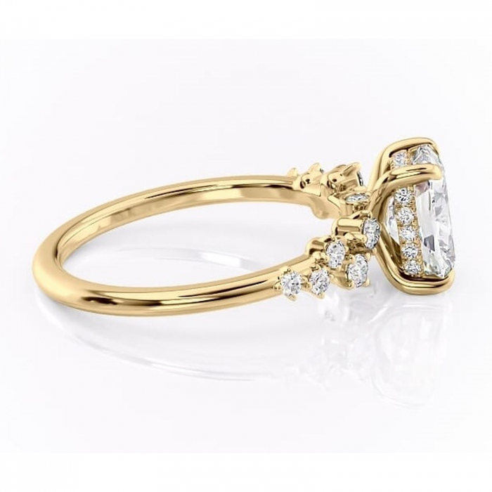Inel de logodnă Liora din aur Galben 14kt cu moissanite tăietură pernă – Pietre laterale rafinată pentru profil înalt | Personalizează și configurează gratuit online [2]
