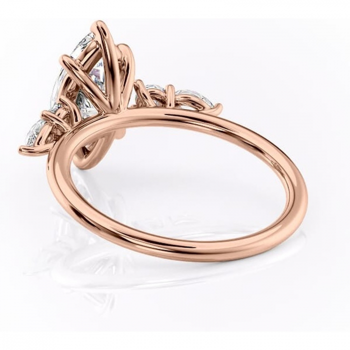 Inel de logodnă Lucinda din aur Rose 14kt cu moissanite tăietură marquise – Montură cu trei pietre rafinată pentru profil înalt | Personalizează și configurează gratuit online [4]