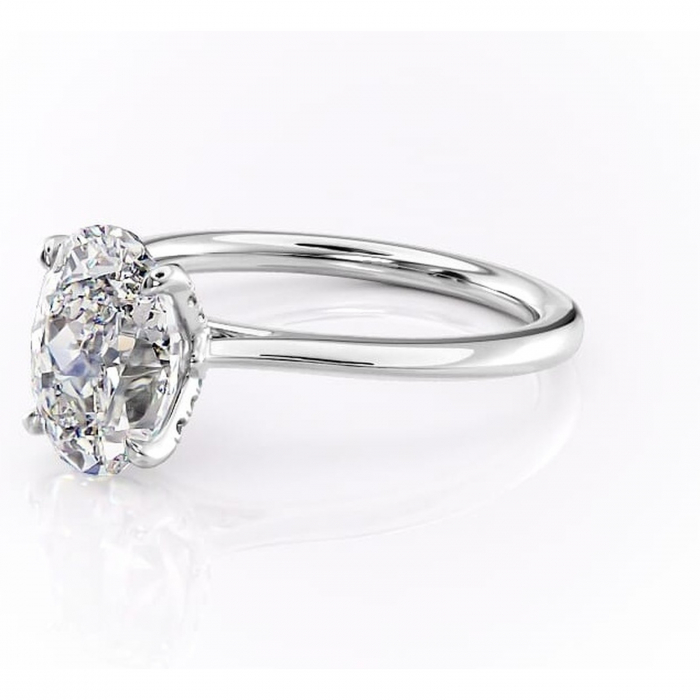 Inel de logodnă Luma din aur Alb 14kt cu moissanite tăietură ovală – Solitar rafinată pentru profil înalt | Personalizează și configurează gratuit online [7]