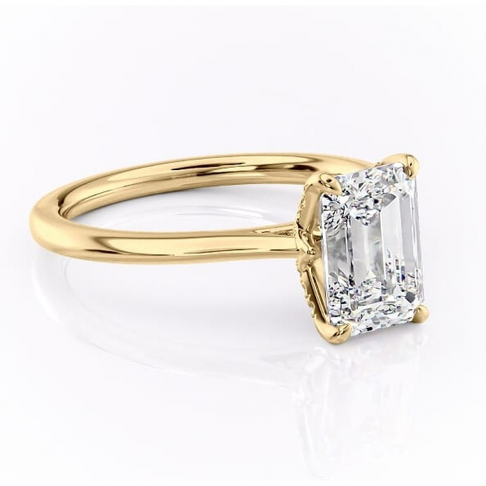 Inel de logodnă Luma din aur Galben 14kt cu moissanite tăietură smarald – Solitar rafinată pentru profil înalt | Personalizează și configurează gratuit online [1]