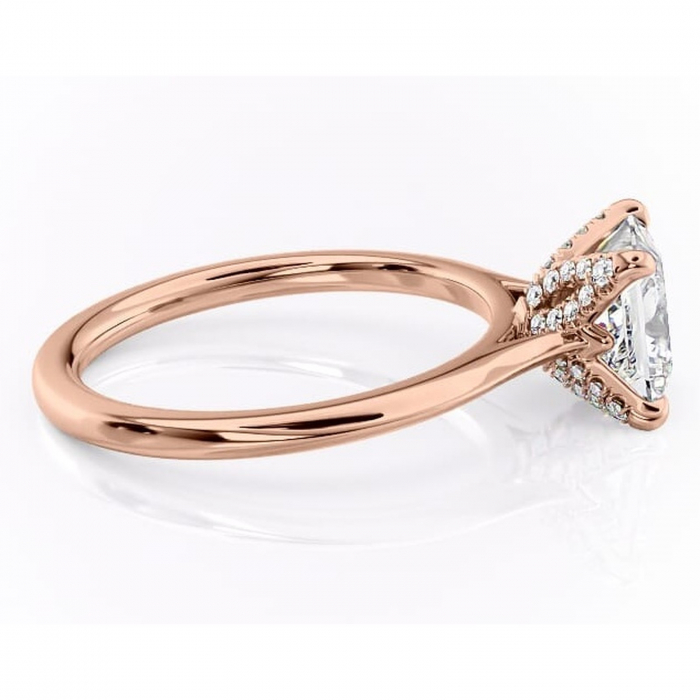 Inel de logodnă Luma din aur Rose 18kt cu moissanite tăietură princess – Solitar rafinată pentru profil înalt | Personalizează și configurează gratuit online [2]