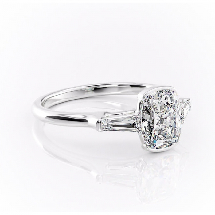 Inel de logodnă Lunaria din aur Alb 14kt cu moissanite tăietură pernă – Solitar rafinată pentru profil înalt | Personalizează și configurează gratuit online [1]