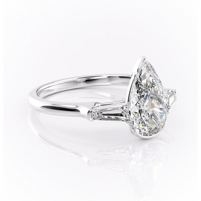 Inel de logodnă Lunaria din aur Alb 14kt cu moissanite tăietură pară – Solitar rafinată pentru profil înalt | Personalizează și configurează gratuit online [1]