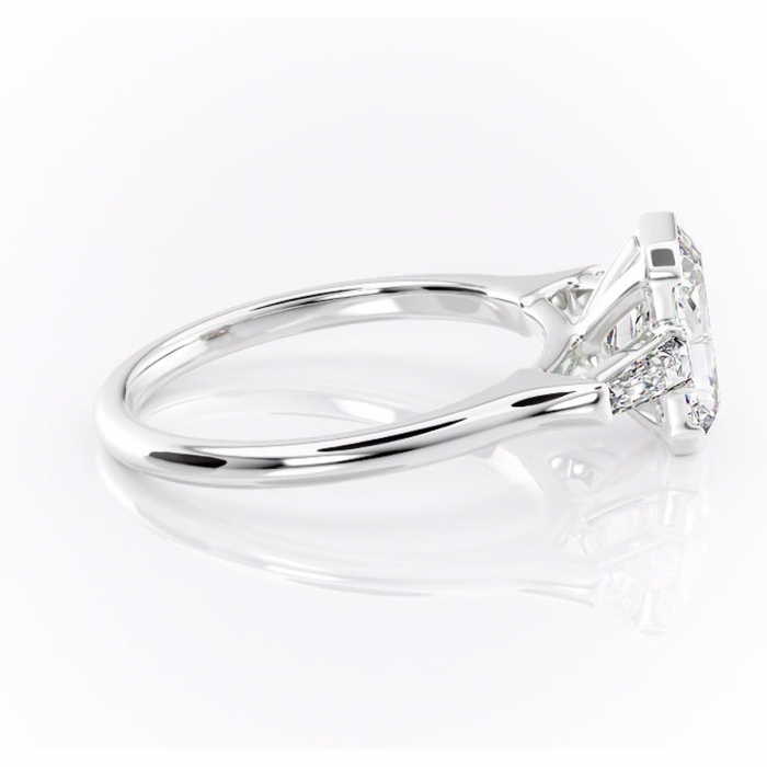 Inel de logodnă Lunaria din aur Alb 14kt cu moissanite tăietură radiantă – Solitar rafinată pentru profil înalt | Personalizează și configurează gratuit online [2]