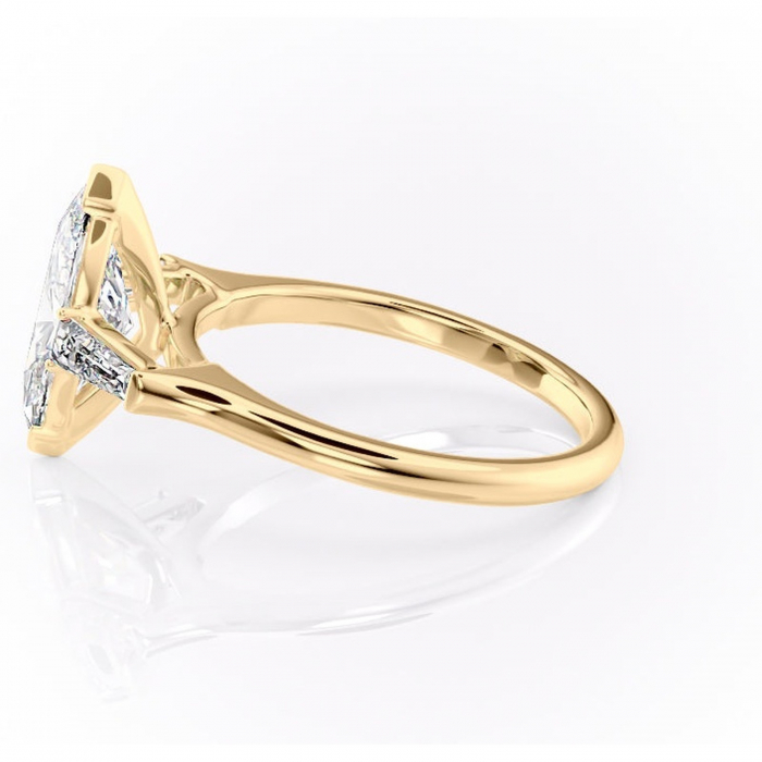Inel de logodnă Lunaria din aur Galben 18kt cu moissanite tăietură marquise – Solitar rafinată pentru profil înalt | Personalizează și configurează gratuit online [6]