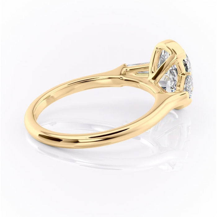 Inel de logodnă Lunaria din aur Galben 18kt cu moissanite tăietură ovală – Solitar rafinată pentru profil înalt | Personalizează și configurează gratuit online [3]
