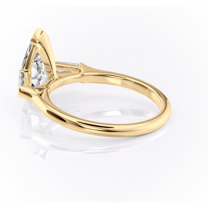 Inel de logodnă Lunaria din aur Galben 14kt cu moissanite tăietură pară – Solitar rafinată pentru profil înalt | Personalizează și configurează gratuit online [5]