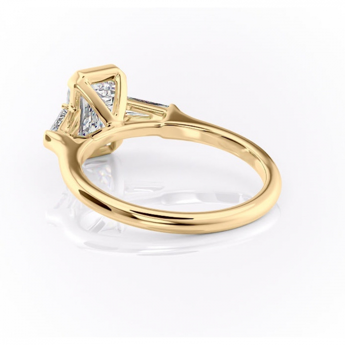 Inel de logodnă Lunaria din aur Galben 14kt cu moissanite tăietură smarald – Solitar rafinată pentru profil înalt | Personalizează și configurează gratuit online [4]