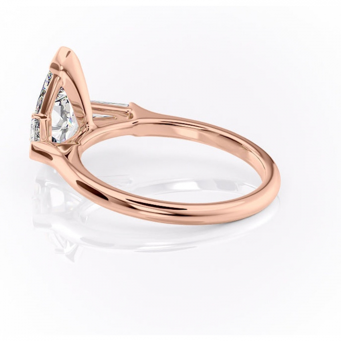 Inel de logodnă Lunaria din aur Rose 14kt cu moissanite tăietură pară – Solitar rafinată pentru profil înalt | Personalizează și configurează gratuit online [5]