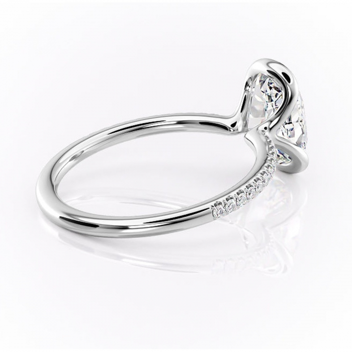 Inel de logodnă Maelis din aur Alb 14kt cu moissanite tăietură ovală – Montură închisă rafinată pentru profil mediu | Personalizează și configurează gratuit online [3]