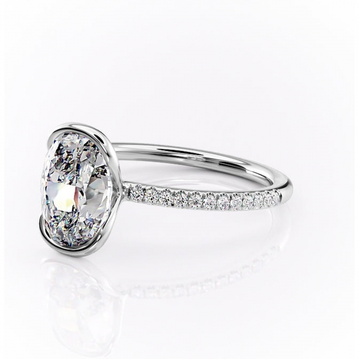 Inel de logodnă Maelis din aur Alb 14kt cu moissanite tăietură ovală – Montură închisă rafinată pentru profil mediu | Personalizează și configurează gratuit online [7]