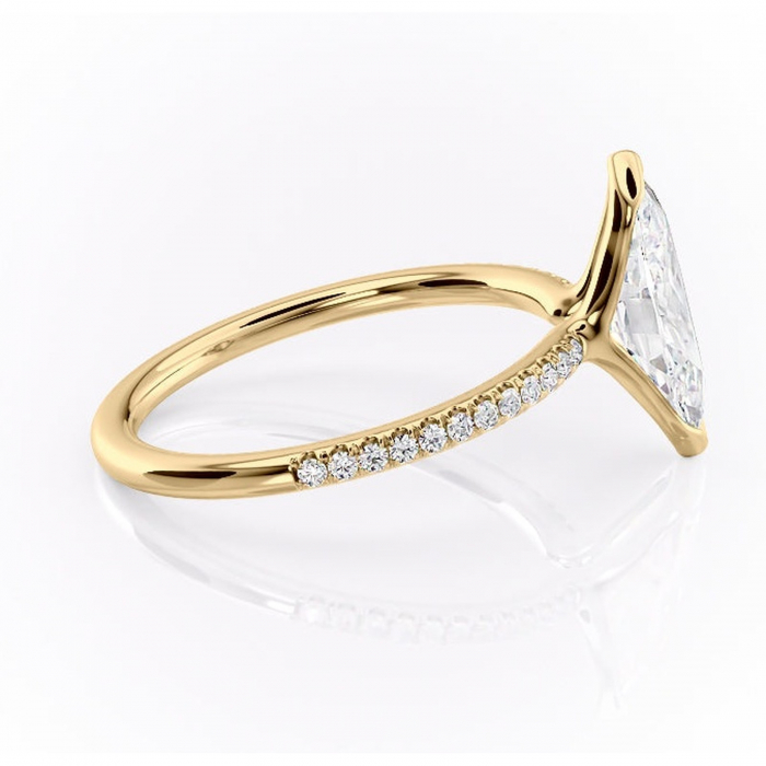 Inel de logodnă Maelis din aur Galben 14kt cu moissanite tăietură marquise – Montură închisă rafinată pentru profil mediu | Personalizează și configurează gratuit online [2]