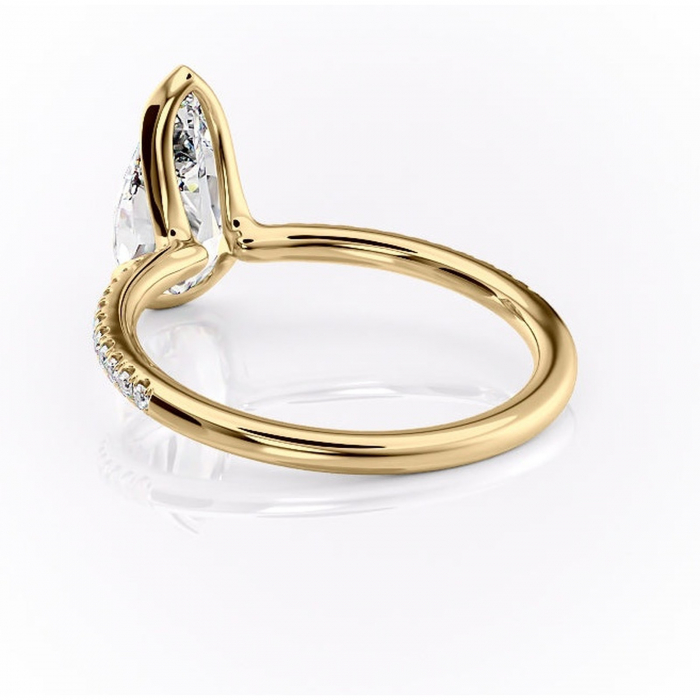 Inel de logodnă Maelis din aur Galben 14kt cu moissanite tăietură pară – Montură închisă rafinată pentru profil mediu | Personalizează și configurează gratuit online [4]