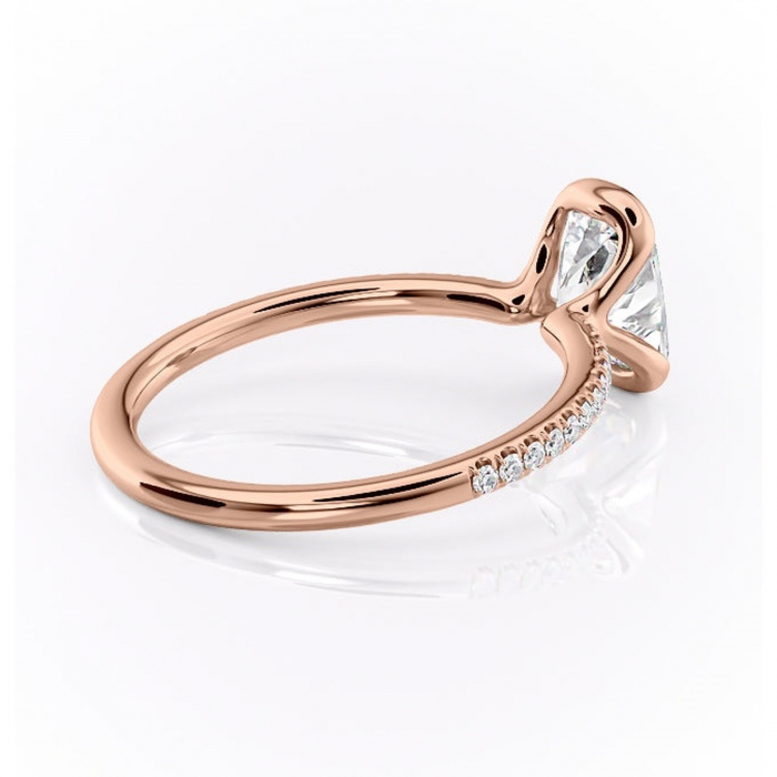 Inel de logodnă Maelis din aur Rose 14kt cu moissanite tăietură pernă – Montură închisă rafinată pentru profil mediu | Personalizează și configurează gratuit online [3]