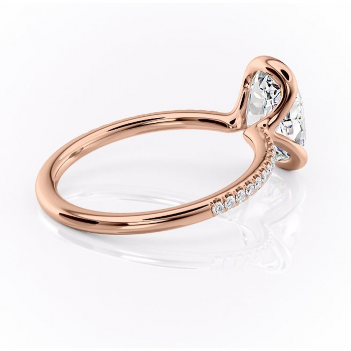 Inel de logodnă Maelis din aur Rose 14kt cu moissanite tăietură ovală – Montură închisă rafinată pentru profil mediu | Personalizează și configurează gratuit online [3]