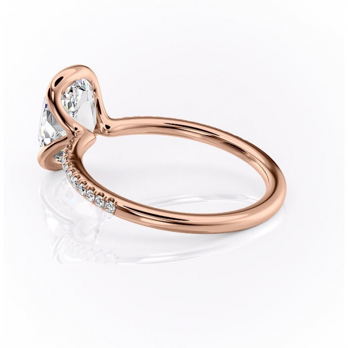 Inel de logodnă Maelis din aur Rose 14kt cu moissanite tăietură ovală – Montură închisă rafinată pentru profil mediu | Personalizează și configurează gratuit online [5]