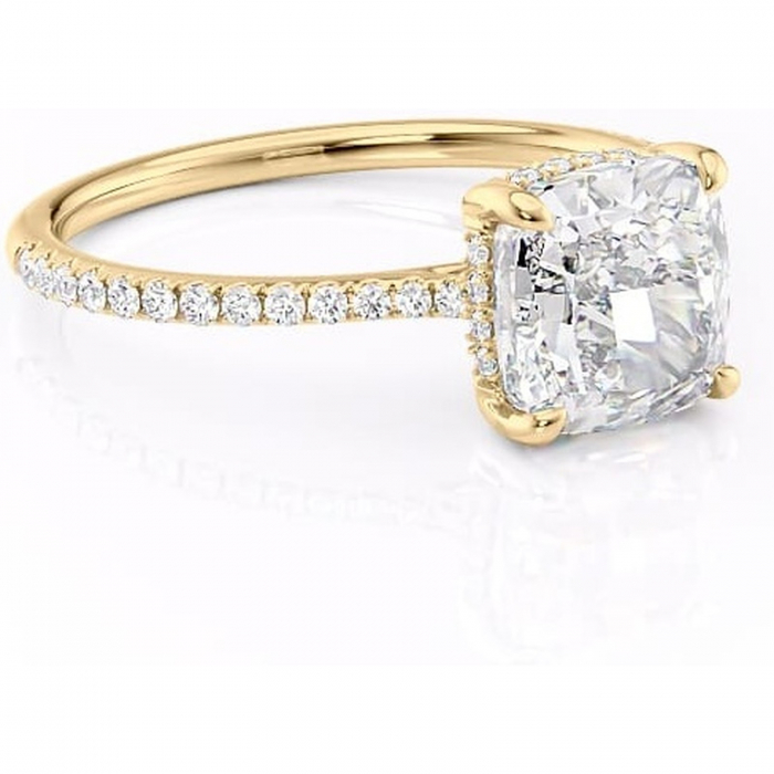Inel de logodnă Marigold din aur Galben 14kt cu moissanite tăietură pernă – Montură pavé rafinată pentru profil jos | Personalizează și configurează gratuit online [1]
