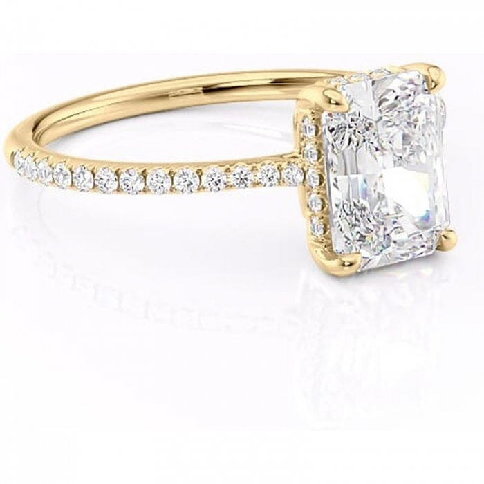Inel de logodnă Marigold din aur Galben 18kt cu moissanite tăietură radiantă – Montură pavé rafinată pentru profil jos | Personalizează și configurează gratuit online [1]