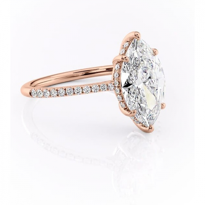 Inel de logodnă Marigold din aur Rose 18kt cu moissanite tăietură marquise – Montură pavé rafinată pentru profil jos | Personalizează și configurează gratuit online [1]