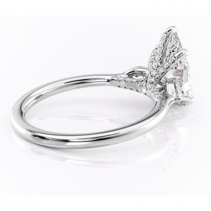 Inel de logodnă Matilda din aur Alb 14kt cu moissanite tăietură pară – Montură cu trei pietre rafinată pentru profil înalt | Personalizează și configurează gratuit online [3]
