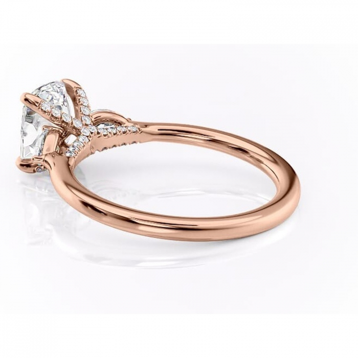 Inel de logodnă Matilda din aur Rose 14kt cu moissanite tăietură asscher – Montură cu trei pietre rafinată pentru profil înalt | Personalizează și configurează gratuit online [5]