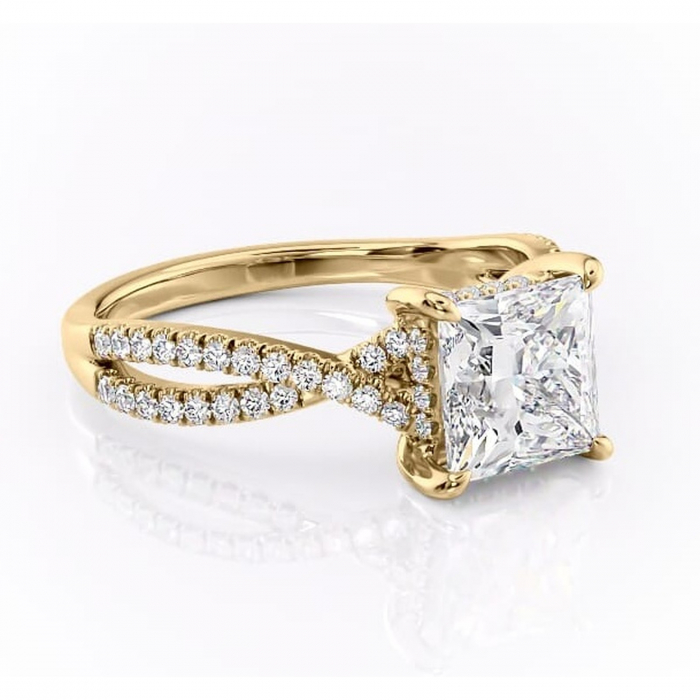 Inel de logodnă Meadow din aur Galben 14kt cu moissanite tăietură princess – Montură pavé rafinată pentru profil mediu | Personalizează și configurează gratuit online [1]