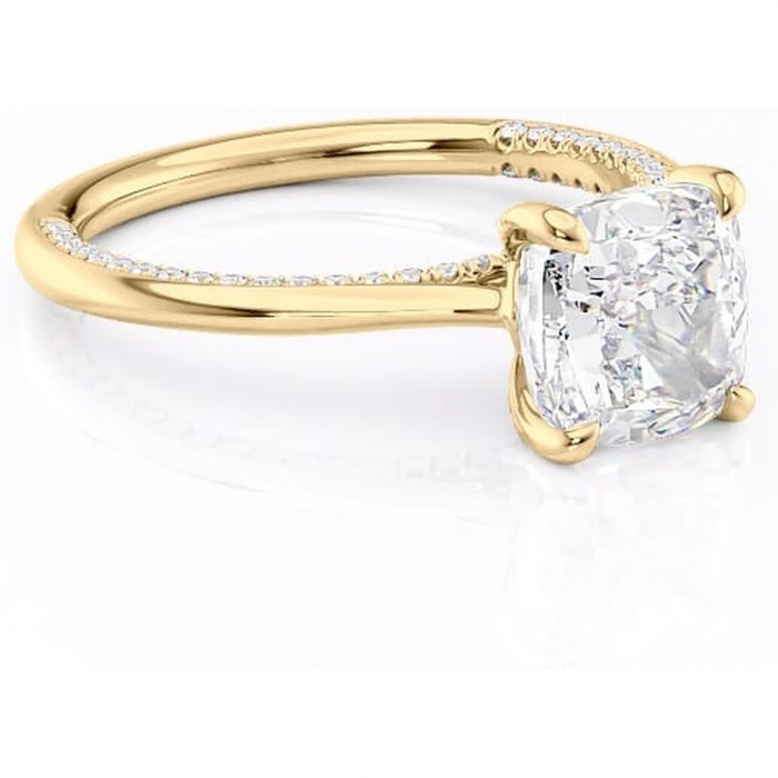 Inel de logodnă Mila din aur Galben 14kt cu moissanite tăietură pernă – Solitar rafinată pentru profil înalt | Personalizează și configurează gratuit online [1]