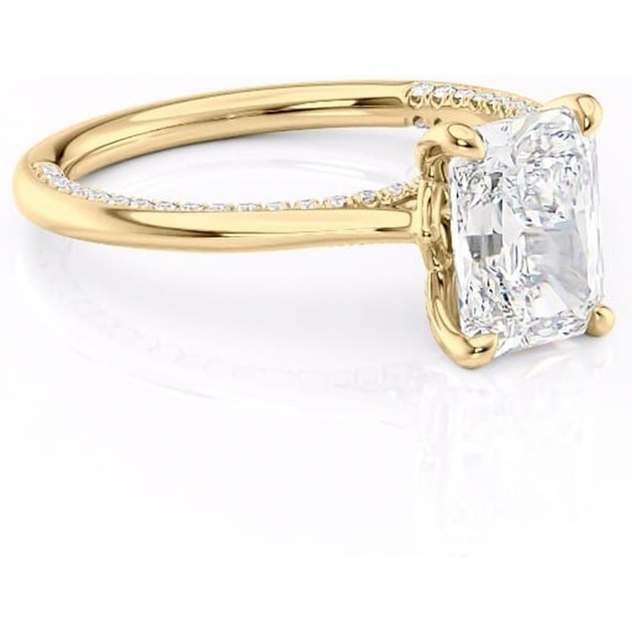 Inel de logodnă Mila din aur Galben 14kt cu moissanite tăietură radiantă – Solitar rafinată pentru profil înalt | Personalizează și configurează gratuit online [1]