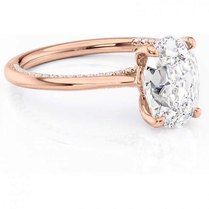 Inel de logodnă Mila din aur Rose 14kt cu moissanite tăietură ovală – Solitar rafinată pentru profil înalt | Personalizează și configurează gratuit online [1]