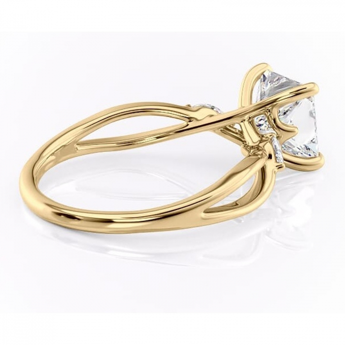 Inel de logodnă Mirabel din aur Galben 18kt cu moissanite tăietură princess – Pietre laterale rafinată pentru profil mediu | Personalizează și configurează gratuit online [3]