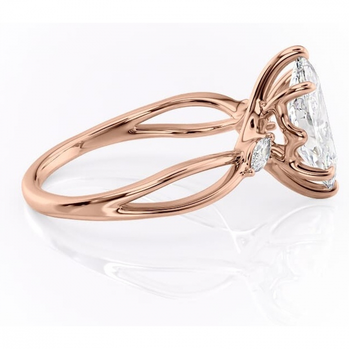 Inel de logodnă Mirabel din aur Rose 14kt cu moissanite tăietură marquise – Pietre laterale rafinată pentru profil mediu | Personalizează și configurează gratuit online [2]
