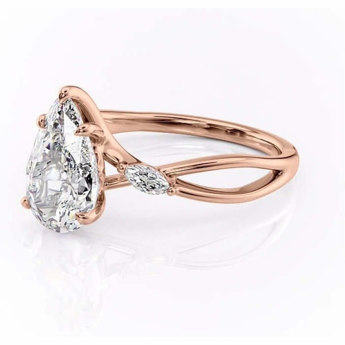 Inel de logodnă Mirabel din aur Rose 14kt cu moissanite tăietură pară – Pietre laterale rafinată pentru profil mediu | Personalizează și configurează gratuit online [7]