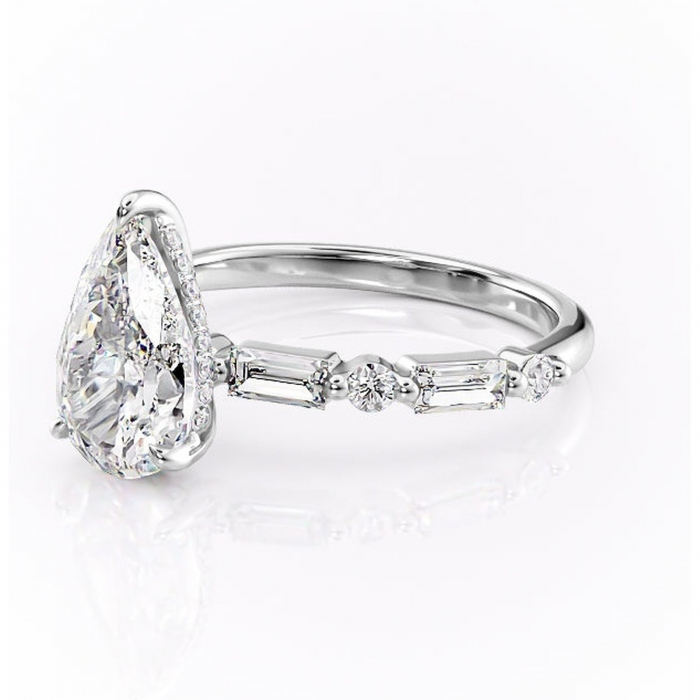 Inel de logodnă Moonstone din aur Alb 14kt cu moissanite tăietură pară – Pietre laterale rafinată pentru profil înalt | Personalizează și configurează gratuit online [7]