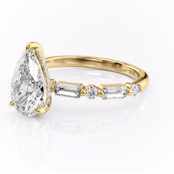 Inel de logodnă Moonstone din aur Galben 18kt cu moissanite tăietură pară – Pietre laterale rafinată pentru profil înalt | Personalizează și configurează gratuit online [7]