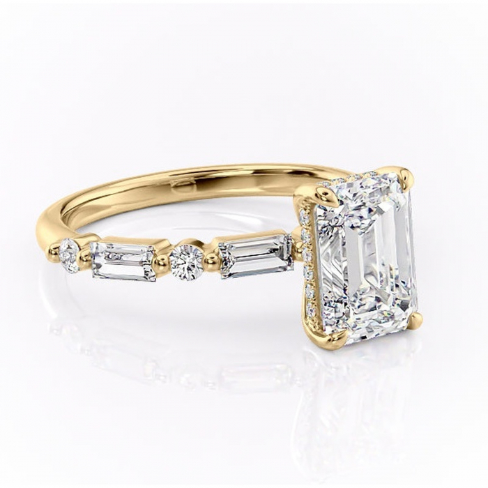 Inel de logodnă Moonstone din aur Galben 14kt cu moissanite tăietură smarald – Pietre laterale rafinată pentru profil înalt | Personalizează și configurează gratuit online [1]