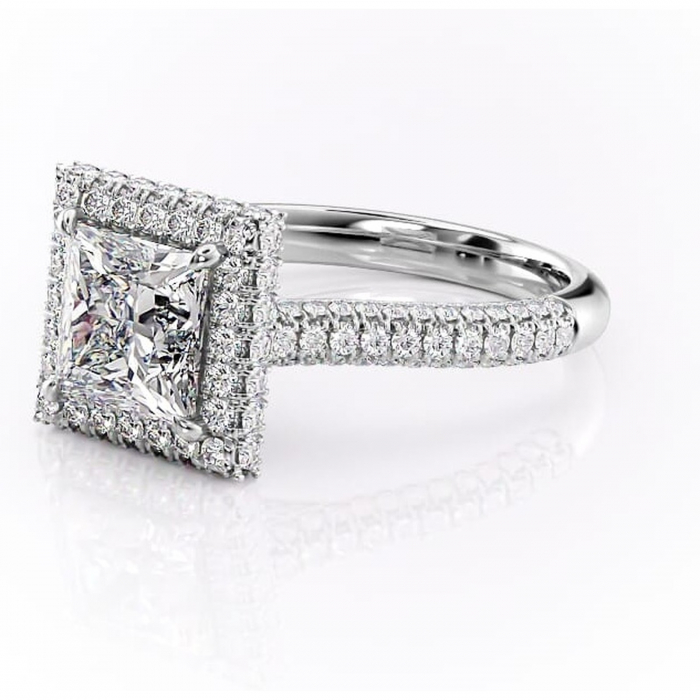 Inel de logodnă Nerina din aur Alb 14kt cu moissanite tăietură princess – Halo rafinată pentru profil înalt | Personalizează și configurează gratuit online [7]