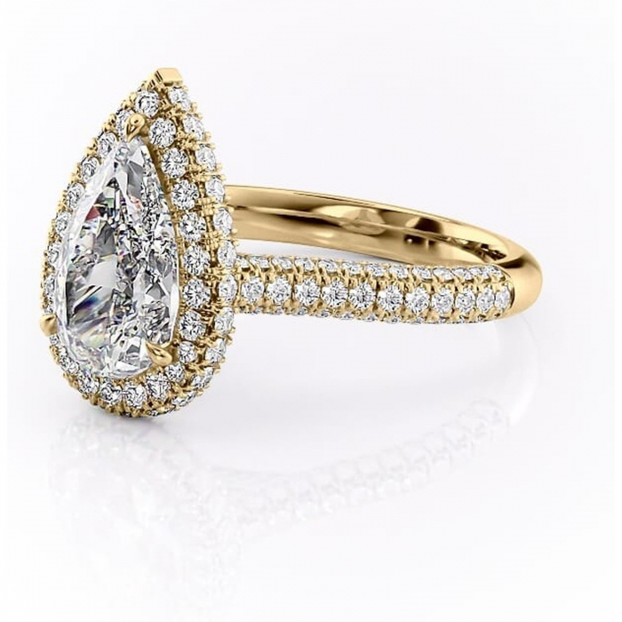 Inel de logodnă Nerina din aur Galben 18kt cu moissanite tăietură pară – Halo rafinată pentru profil înalt | Personalizează și configurează gratuit online [7]
