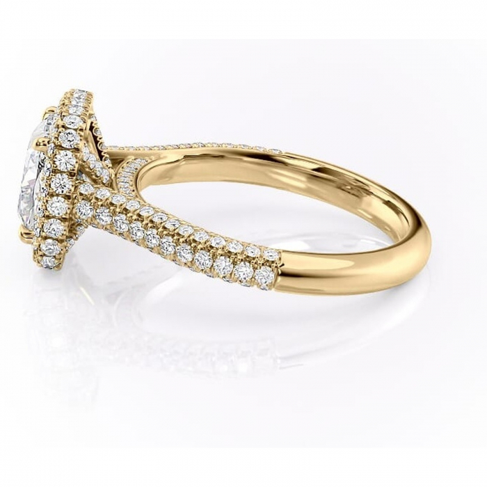 Inel de logodnă Nerina din aur Galben 18kt cu moissanite tăietură pernă – Halo rafinată pentru profil înalt | Personalizează și configurează gratuit online [6]