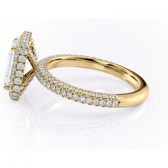 Inel de logodnă Nerina din aur Galben 18kt cu moissanite tăietură smarald – Halo rafinată pentru profil înalt | Personalizează și configurează gratuit online [6]