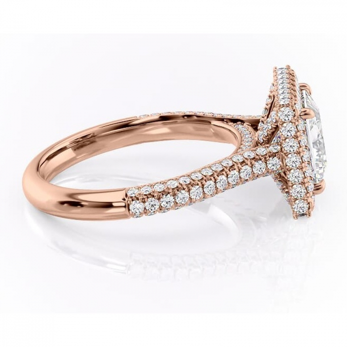 Inel de logodnă Nerina din aur Rose 18kt cu moissanite tăietură princess – Halo rafinată pentru profil înalt | Personalizează și configurează gratuit online [2]