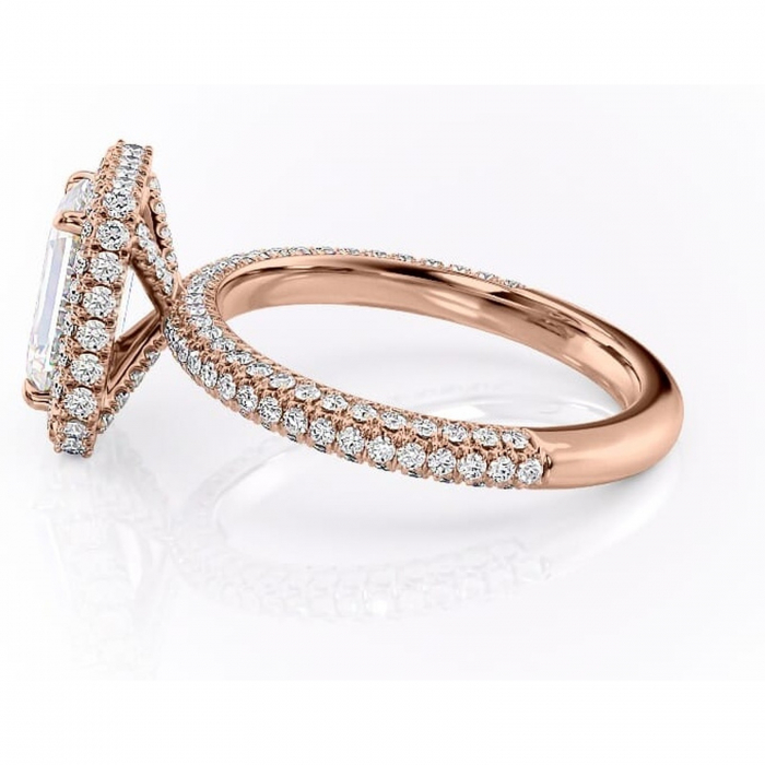 Inel de logodnă Nerina din aur Rose 14kt cu moissanite tăietură smarald – Halo rafinată pentru profil înalt | Personalizează și configurează gratuit online [6]