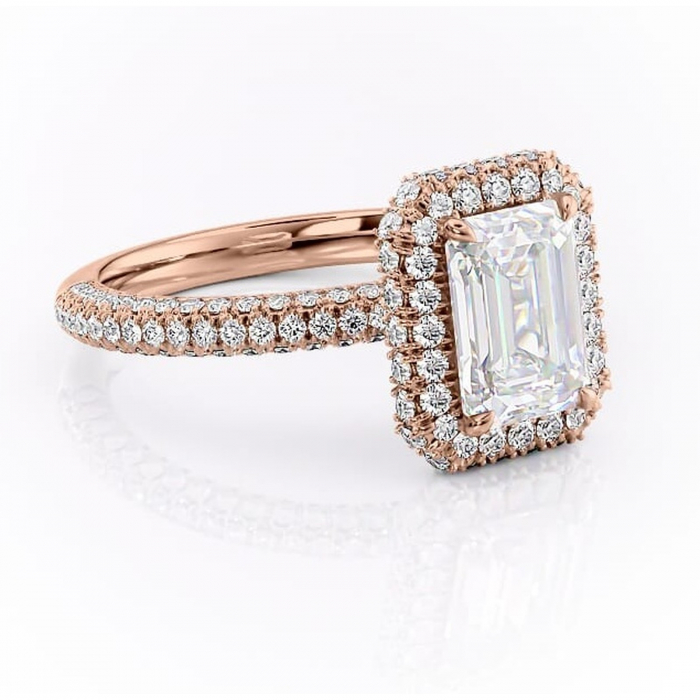 Inel de logodnă Nerina din aur Rose 14kt cu moissanite tăietură smarald – Halo rafinată pentru profil înalt | Personalizează și configurează gratuit online [1]