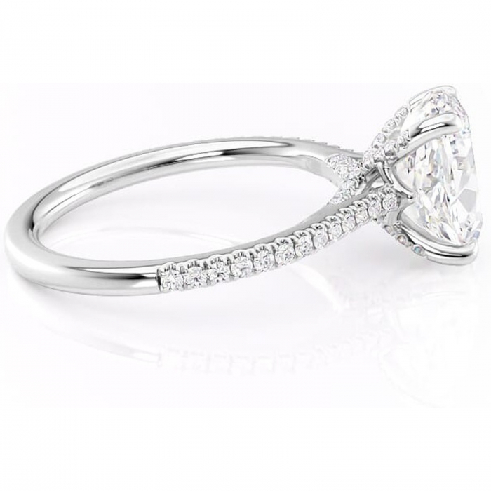 Inel de logodnă Noa din aur Alb 18kt cu moissanite tăietură ovală – Montură pavé rafinată pentru profil înalt | Personalizează și configurează gratuit online [2]