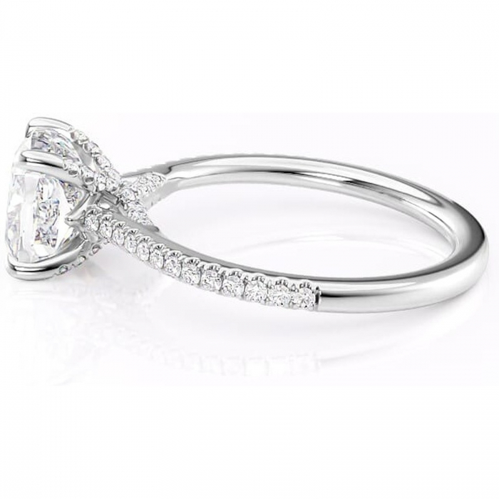 Inel de logodnă Noa din aur Alb 14kt cu moissanite tăietură pernă – Montură pavé rafinată pentru profil înalt | Personalizează și configurează gratuit online [6]