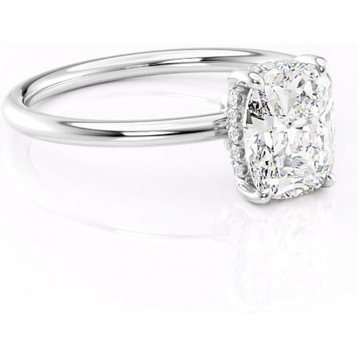 Inel de logodnă Nyla din aur Alb 14kt cu moissanite tăietură pernă – Montură Kamellie joasă rafinată pentru profil jos | Personalizează și configurează gratuit online [1]