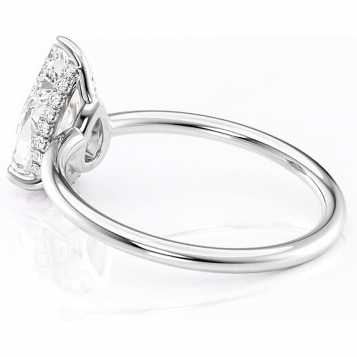 Inel de logodnă Nyla din aur Alb 14kt cu moissanite tăietură pară – Montură Kamellie joasă rafinată pentru profil jos | Personalizează și configurează gratuit online [5]