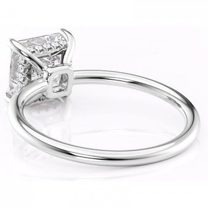 Inel de logodnă Nyla din aur Alb 18kt cu moissanite tăietură princess – Montură Kamellie joasă rafinată pentru profil jos | Personalizează și configurează gratuit online [4]