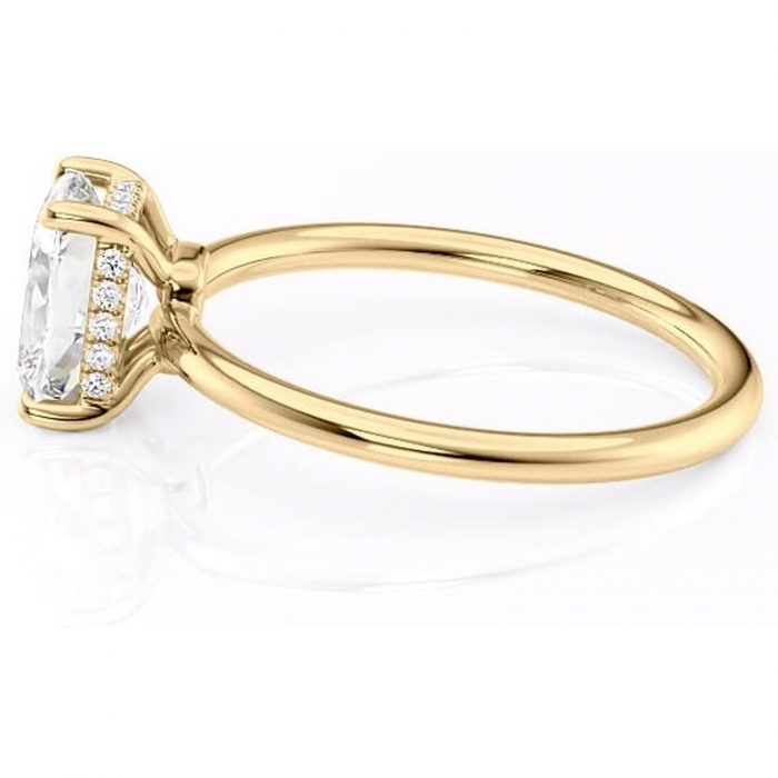 Inel de logodnă Nyla din aur Galben 14kt cu moissanite tăietură pernă – Montură Kamellie joasă rafinată pentru profil jos | Personalizează și configurează gratuit online [6]